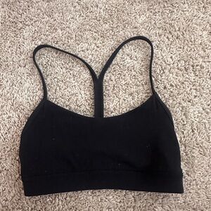 Black lululemon flow y bra
